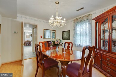 4109 Elizabeth Ln, Fairfax, VA 22032 - photo 7