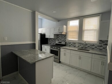 80 Vermont Ave, Newark, NJ 07106 - photo 5