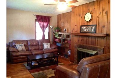 6416 Carpenter Ave, Windsor Heights, IA 50324 - photo 2