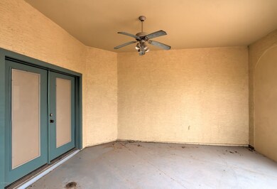 5271 E 10th Ave-5