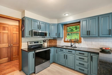 140 Point Ridge Rd, Barre, VT 05641 - photo 5