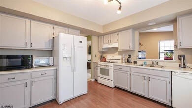 6144 Goldfinch Dr, Mays Landing, NJ 08330 - photo 4