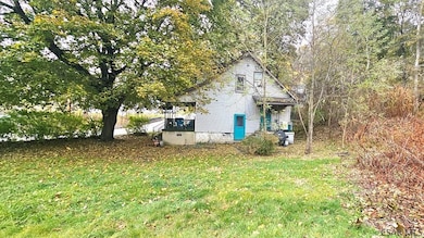 754 Mineral Point Rd, Mineral Point, PA 15942 - photo 4