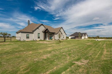 387 Red Bird Dr, Springtown, TX 76082 - photo 5