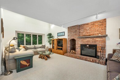 7 Wyanoke Gate Ln, Wolfeboro, NH 03894 - photo 5