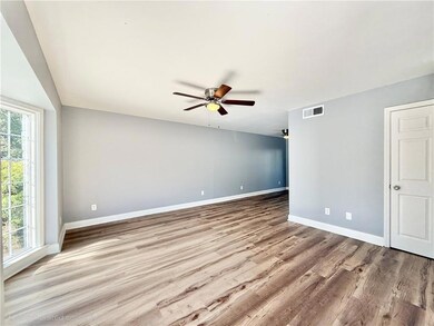 136 Peachtree Memorial Dr NW unit GA8, Atlanta, GA 30309 - photo 5