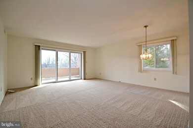 2903 Fallstaff Rd unit 402, Baltimore, MD 21209 - photo 5