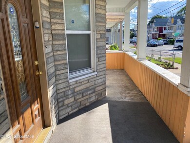 106 Mcclellan St, Schenectady, NY 12304 - photo 3