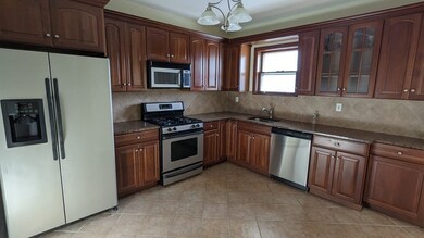 1084 Chestnut St unit 1, Newton Upper Falls, MA 02464 - photo 4