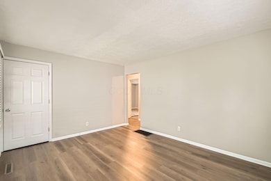 2357 Argyle Dr - Web Quality - 002 - 02