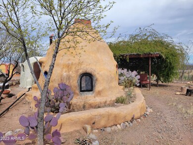 7581 N Avenida Del Sol