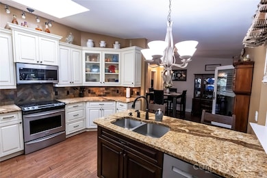 1264 Lilly Dr, Clover, SC 29710 - photo 6