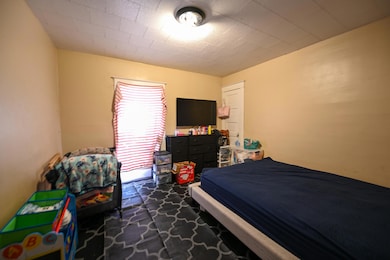 528 E Allison St, Nevada, MO 64772 - photo 5