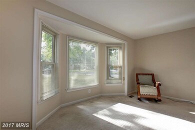 10714 Holleybrooke Dr, Spotsylvania, VA 22553 - photo 6