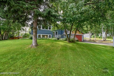 6208 E 34th Ave-7