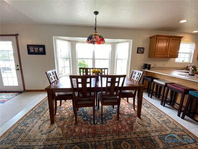 813 Tarra Oaks Dr, Findlay, OH 45840 - photo 7