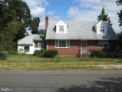 1842 Genesee St, Trenton, NJ 08610 - photo 2