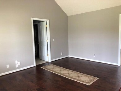 204 Graydon St, Shelbyville, TN 37160 - photo 5