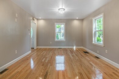 7 Carter Place unit 7, Woburn, MA 01801 - photo 6