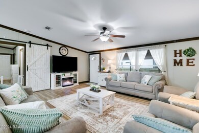 6-web-or-mls-707 A Roger Rd-5