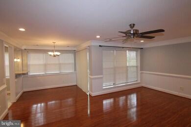8238 Catbird Cir unit 8238A-, Lorton, VA 22079 - photo 4