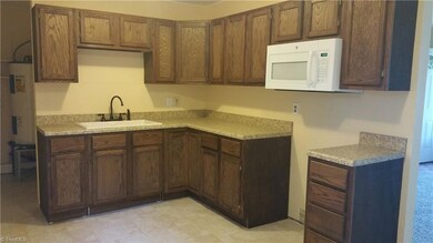 1301 Furlough Ave, High Point, NC 27260 - photo 4