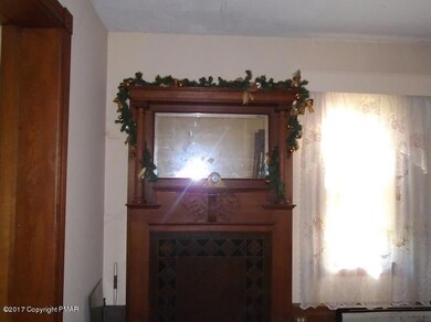 608 Thomas St, Stroudsburg, PA 18360 - photo 6