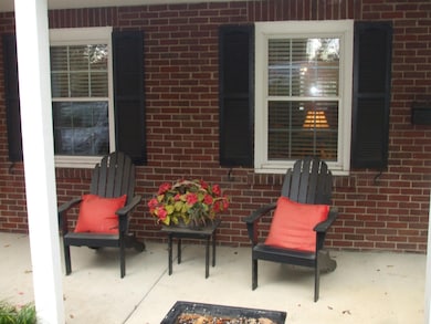 11 Hawthorn Hill, Louisville, KY 40204 - photo 3