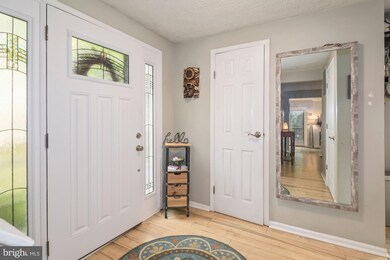 549 Bay Dale Ct, Arnold, MD 21012 - photo 5