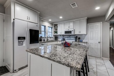 920 Acorn St, Bedford, TX 76022 - photo 5