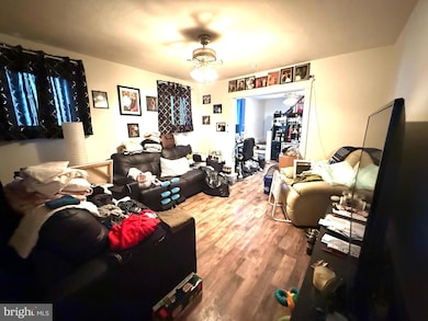 441 Nichols St, Pottsville, PA 17901 - photo 3