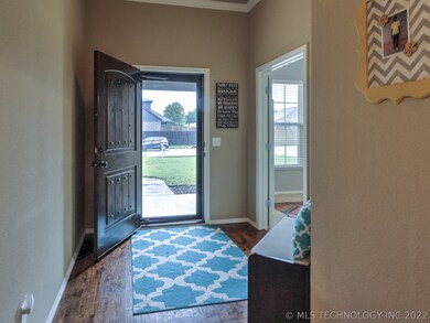 8023 S Fir Place, Broken Arrow, OK 74011 - photo 4