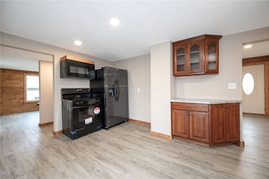 2668 30th St SW, Akron, OH 44314 - photo 6