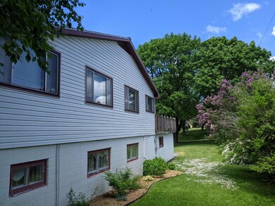 271 High St. St. Ignace MI 49781 (39)