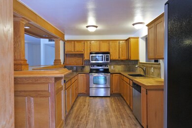 240 S 12th Ave, Show Low, AZ 85901 - photo 5