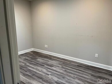 507 Hamilton St unit 2, Franklin Township, NJ 08873 - photo 3