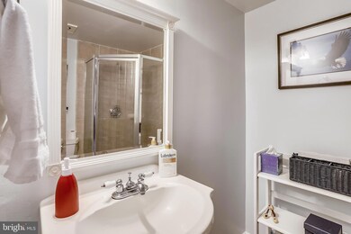 8 Bloomingdale Ct, Rockville, MD 20852 - photo 7