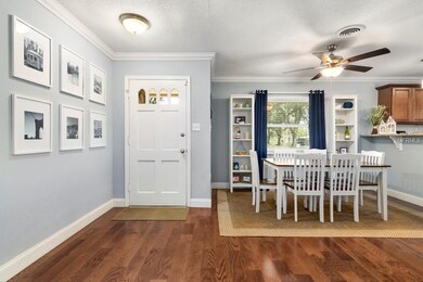 Entry/Dining Room