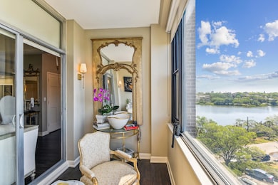 interiors-sun_room-dsc3529