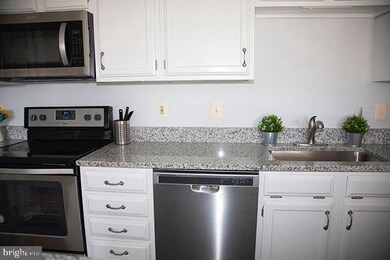 907 Woodbridge Ct unit J, Edgewood, MD 21040 - photo 4