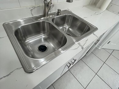 Garbage disposal, yes!