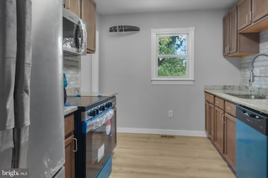 1520 Maryland Ave, Woodbridge, VA 22191 - photo 7