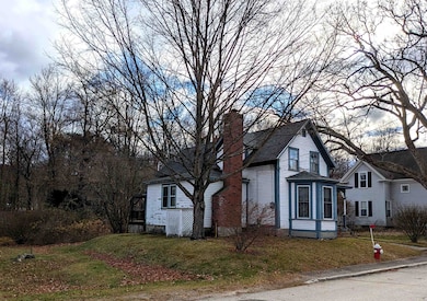 26 Oak St, Milford, NH 03055 - photo 3