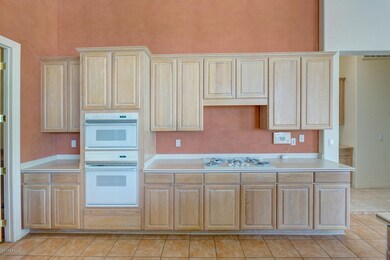 6305 E Dusty Coyote Cir-large-013-12-Kit