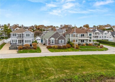 112 Esplanade, Middletown, RI 02842 - photo 2