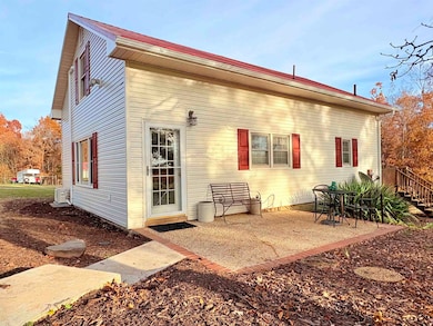 2740 Lantern Rd, Radford, VA 24141 - photo 5