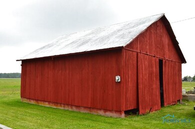 10802 Farmer Mark Rd, Mark Center, OH 43536 - photo 5