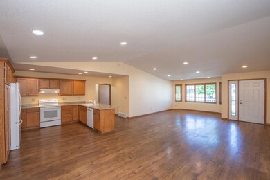 4674 44th Ave S unit G, Fargo, ND 58104 - photo 5