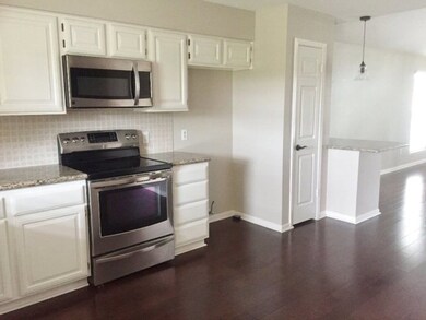 806 Live Oak Ave, Bay City, TX 77414 - photo 6