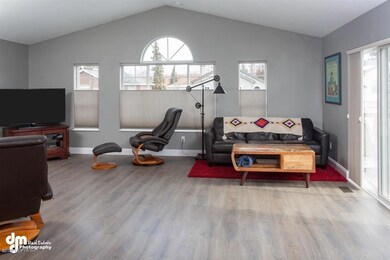 03-Living Room_DMD_3494-Edit